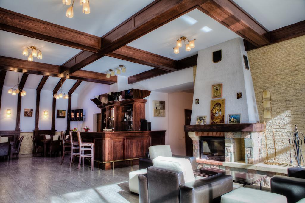Vila Pinul Si Mesteacanul Ξενοδοχείο Poiana Brasov Εξωτερικό φωτογραφία